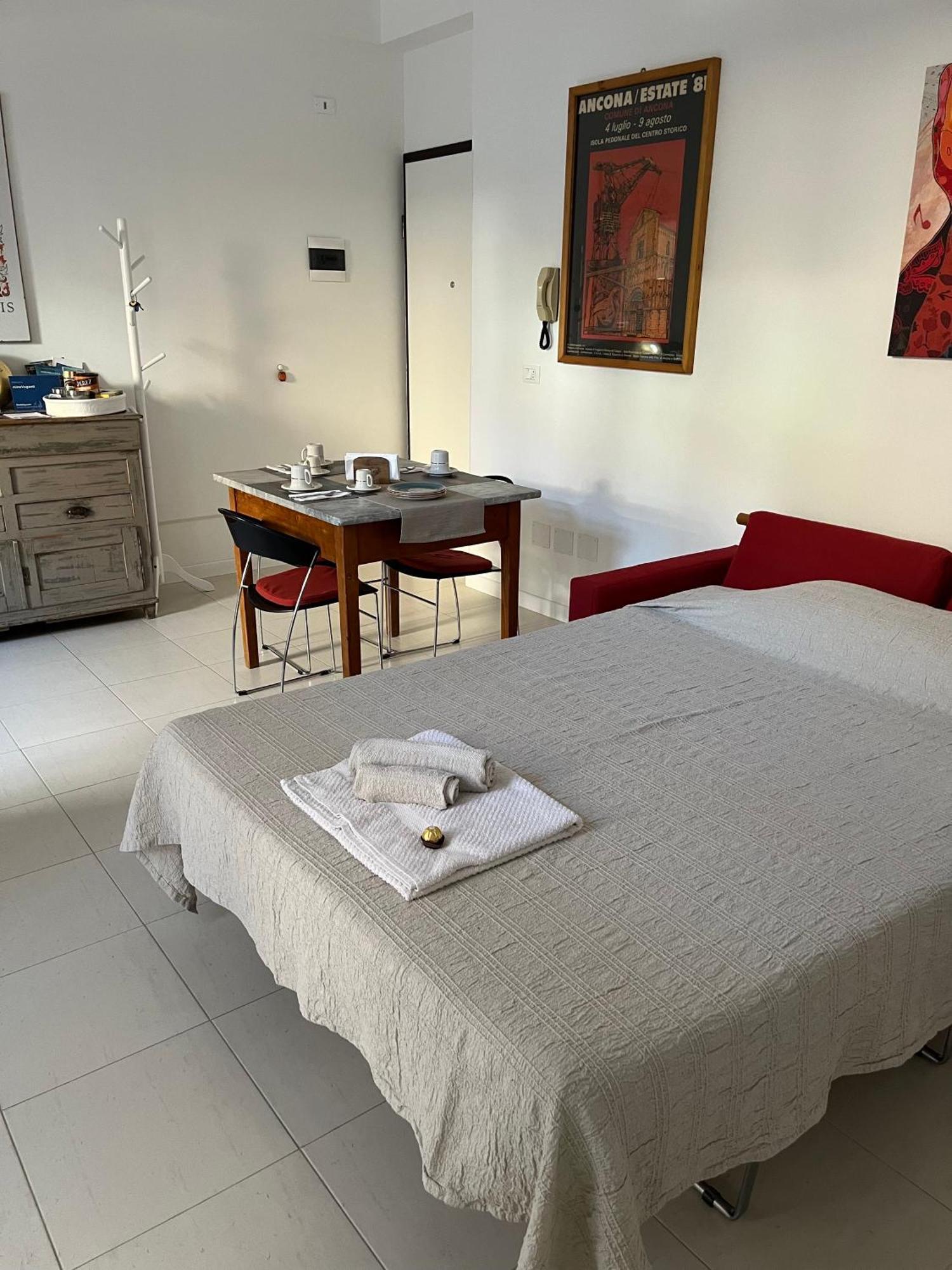 Apartament Minevaganti Ankona Zewnętrze zdjęcie